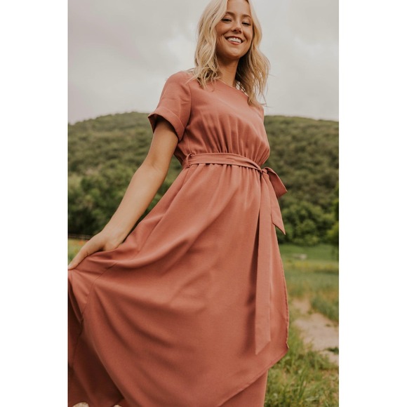 Roolee The Classic Taylor Jane Wrap Maxi Dress L‎ Short Sleeve Dark Salmon Color - Picture 2 of 9